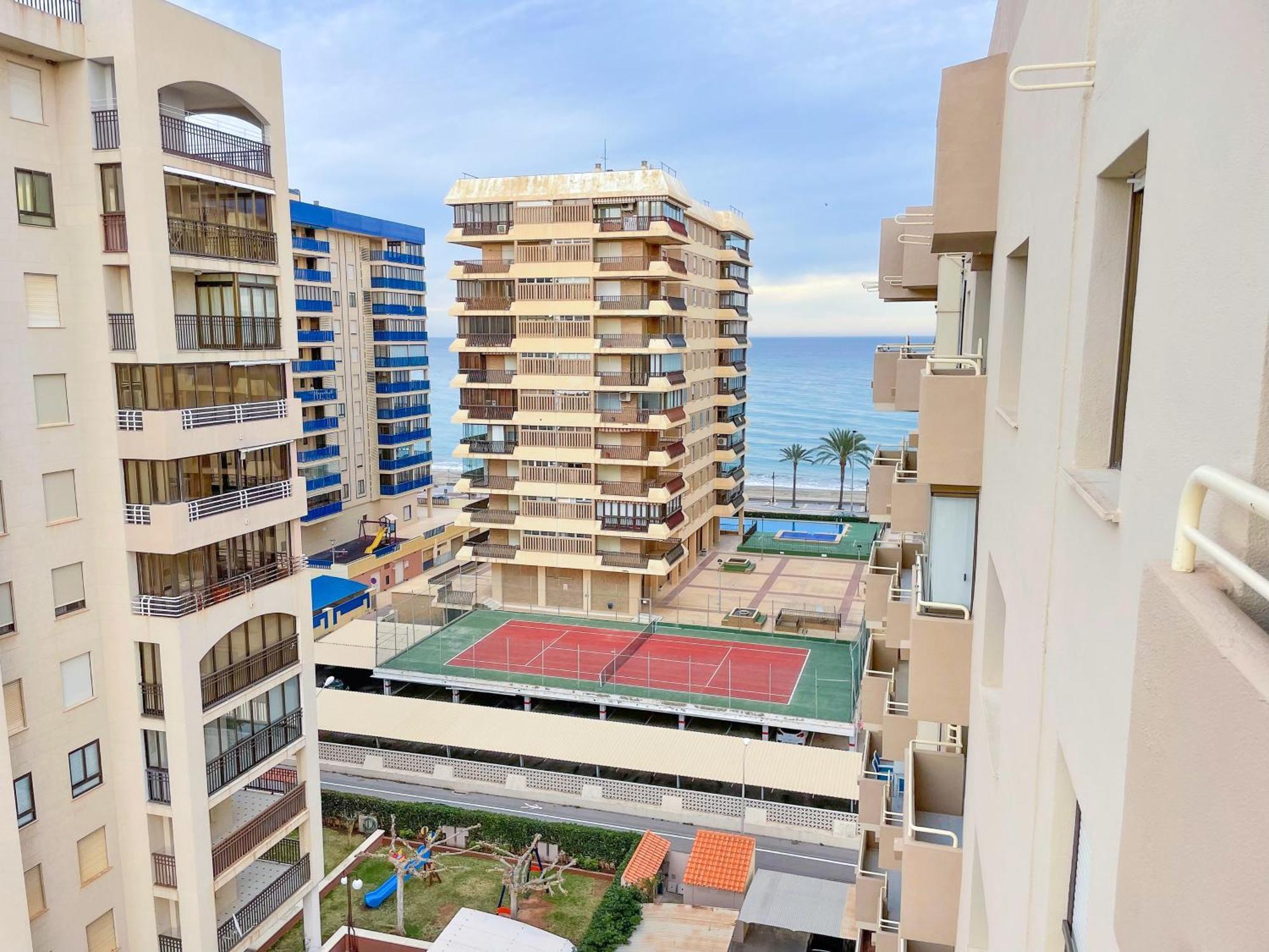 Apartamentos Benicassim 3000 Bagian luar foto